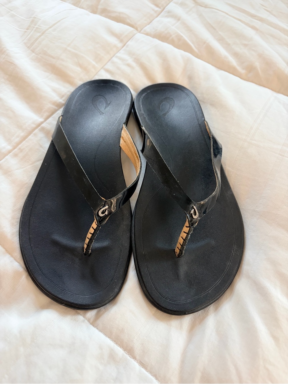 OluKai Women's Ho'opio Leather Sandals